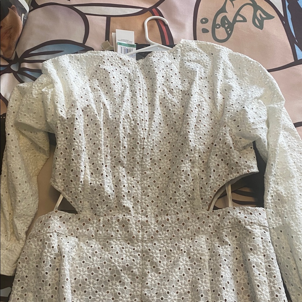 Michael Kors Cream Eyelet Dress - Picture 5 of 5